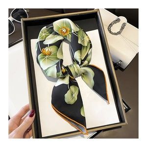 Woman's Scarf Wrap Vintage Elegant Silk Satin Lotus Flower Black/Green